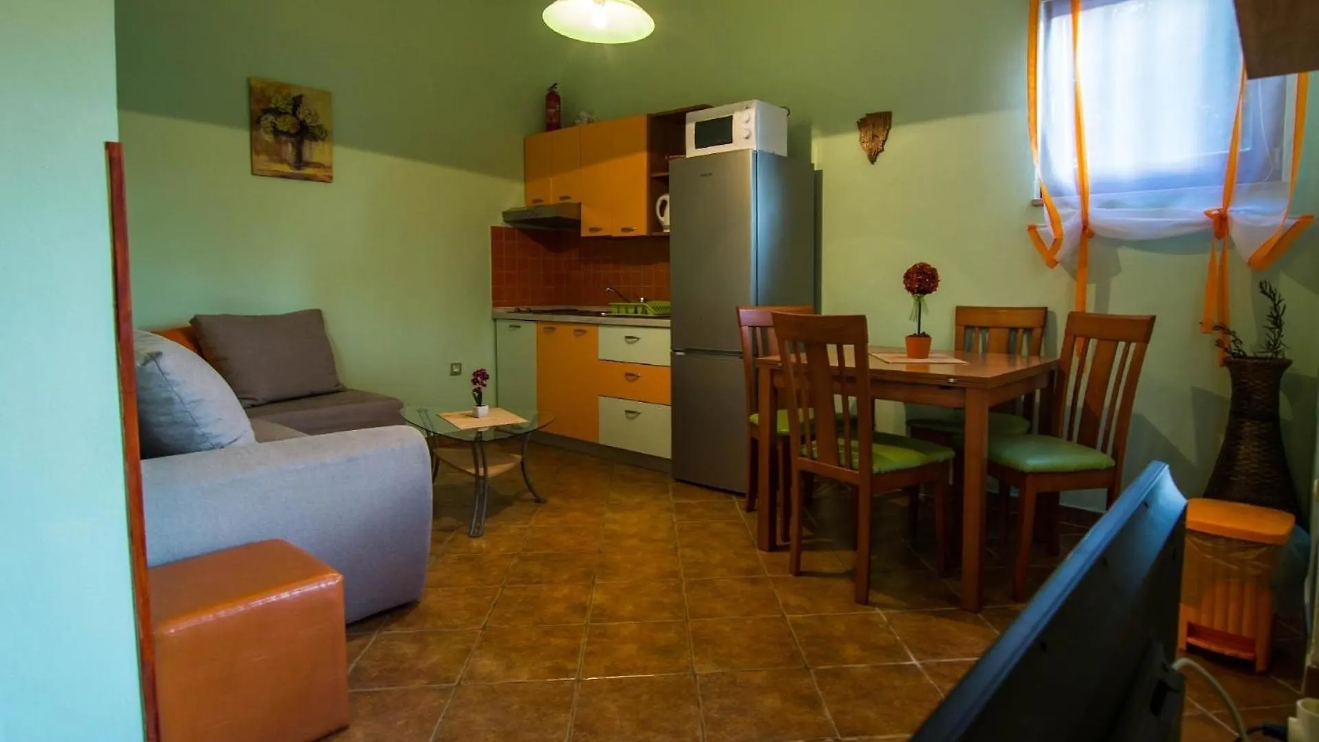 Ferienwohnung Fuer 5 Personen Ca 40 Qm In Rakalj, Istrien Bucht Von Rasa